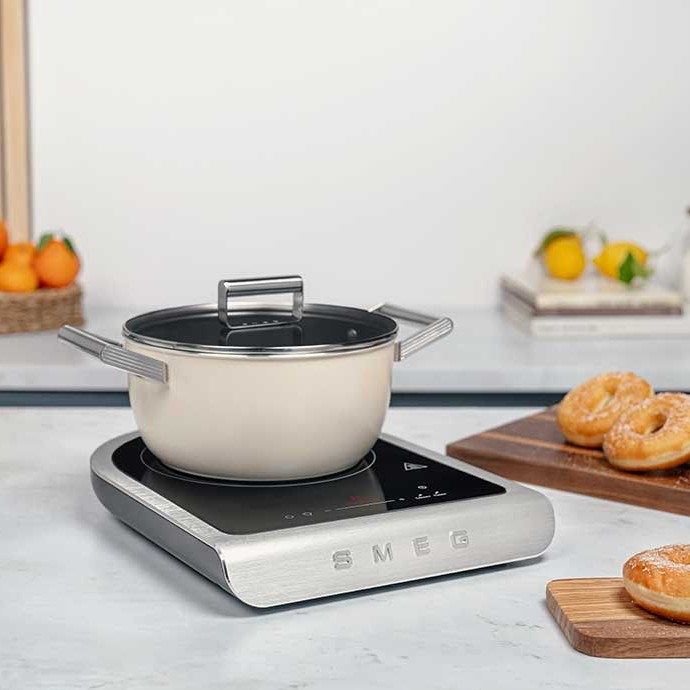 SMEG PIC01WHMEU Portable Induction Cooker (White)